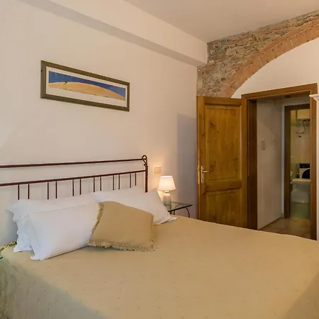Podere Nuti - 1 La Regola Apartment *